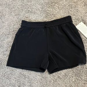 LULU SOFTSTREME SHORTS 4”